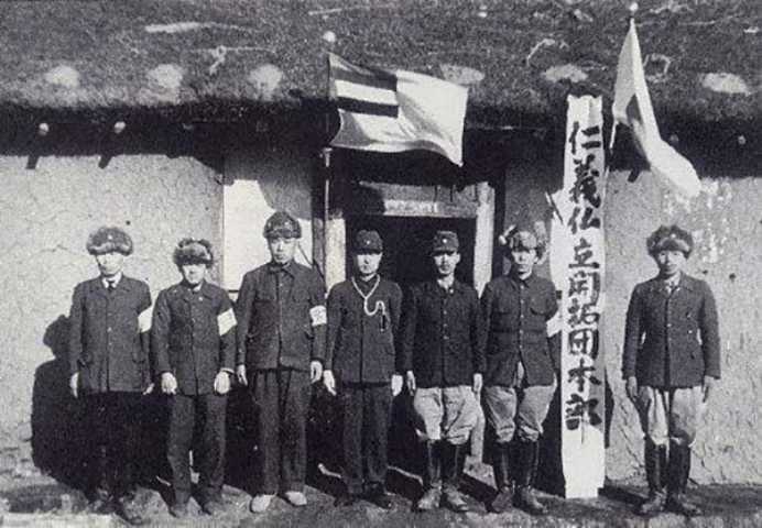 偽滿洲國的軍警完全聽命於日本人