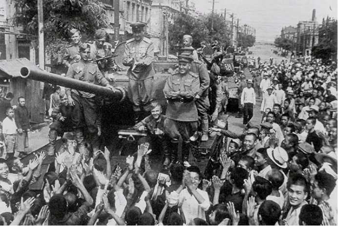 蘇軍出兵東北，關東軍很快放棄抵抗