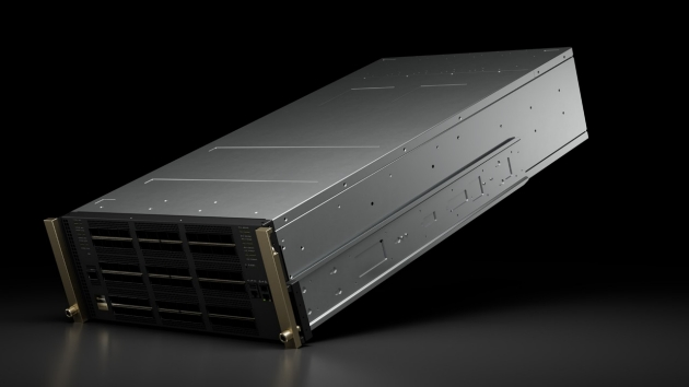 英伟达Quantum-X800 InfiniBand 交换机